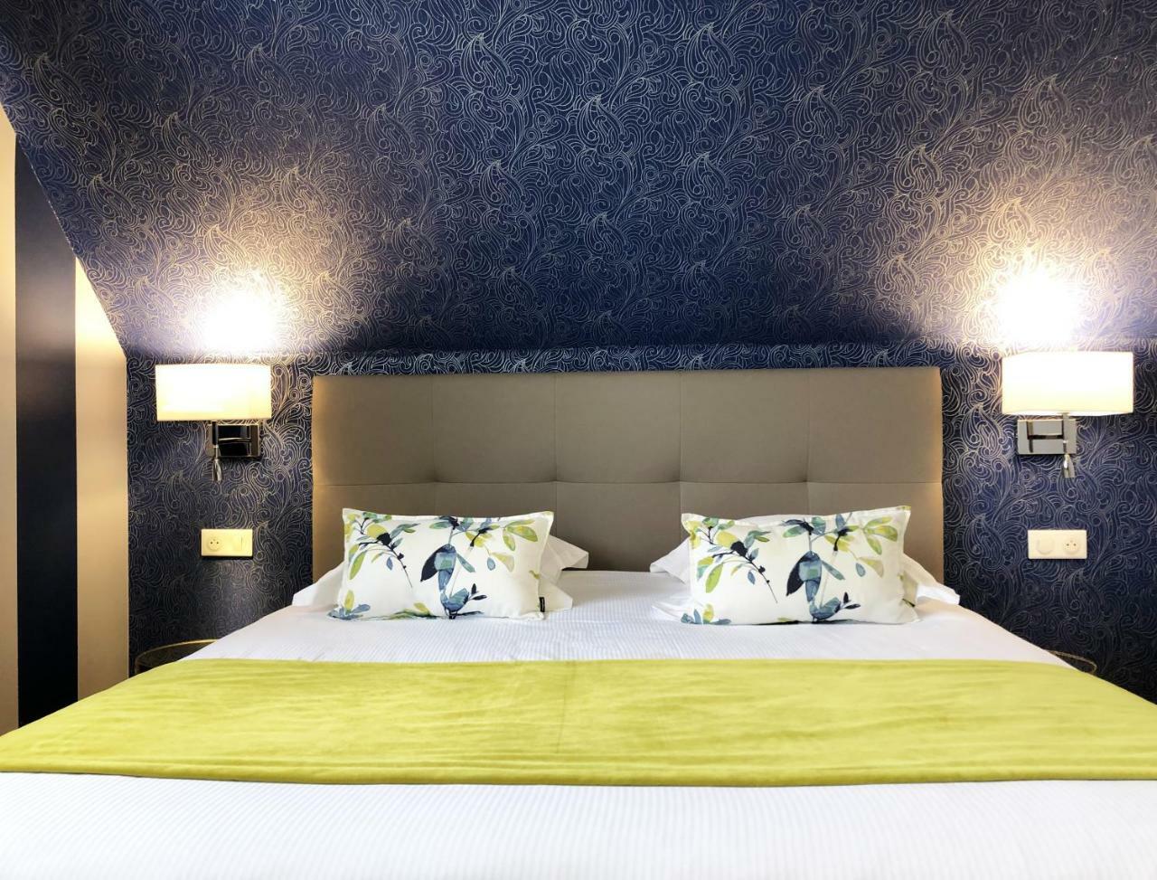 Hotel Les Suites - Domaine De Crecy Екстер'єр фото